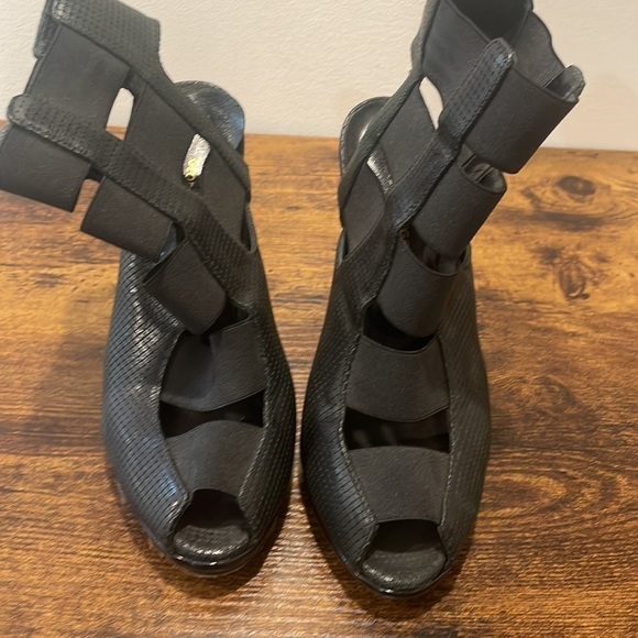Georgina Goodman Black Strappy Stiletto Heels 36.5 Us 6.5 - Picture 3 of 11
